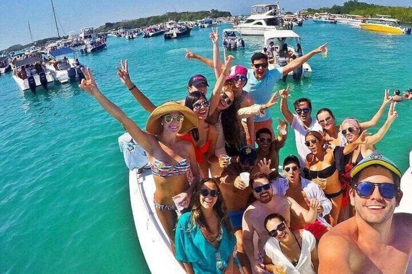 Cholon Boat and Yachts Party Cartagena 