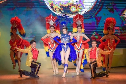 Bangkok : coupe-file Golden Dome Cabaret Show Tickets