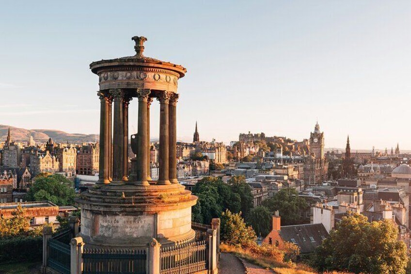 The Ultimate Edinburgh City Hike including Old and New Town