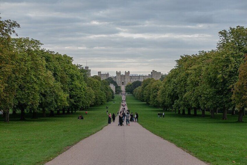 Windsor, Stonehenge Winchester Tour Private includes entry passes