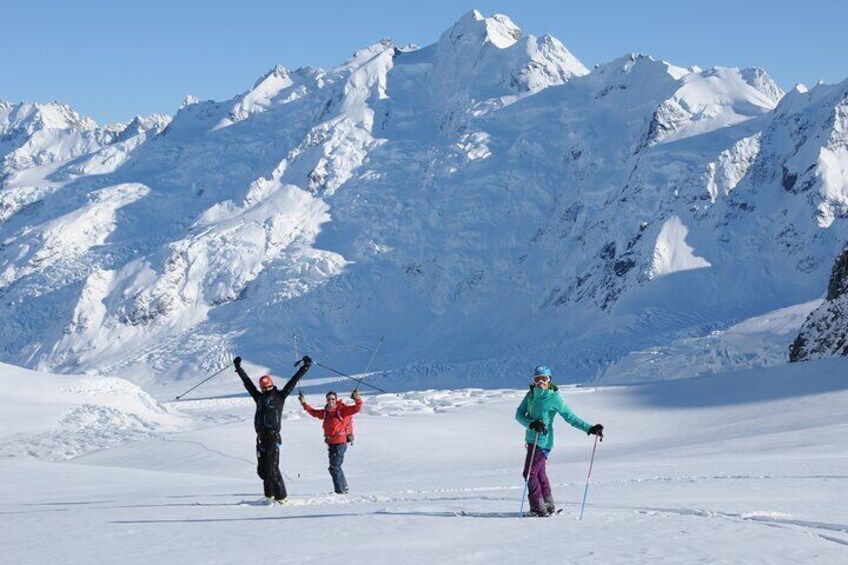 Guided Skiing Experience on the Tasman Glacier