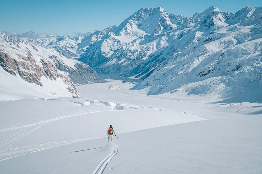 Guided Skiing Experience on the Tasman Glacier