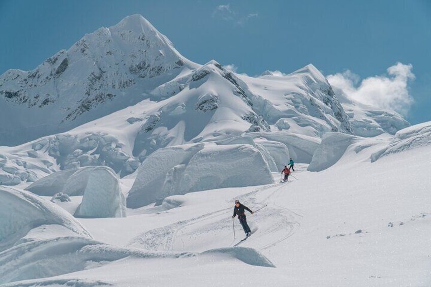 Guided Skiing Experience on the Tasman Glacier