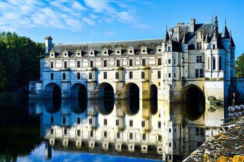 Chenonceaux Château Revealed: Exclusive Walking Tour