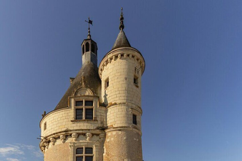 Chenonceaux Château Revealed: Exclusive Walking Tour
