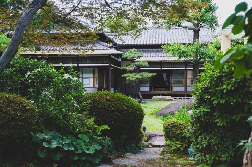 Guided Garden Walk: Nagoya Castle, Gardens & Historic Estate