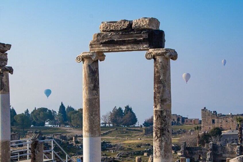 Pamukkale Day Tour with Hot Air Balloon Ride from Fethiye