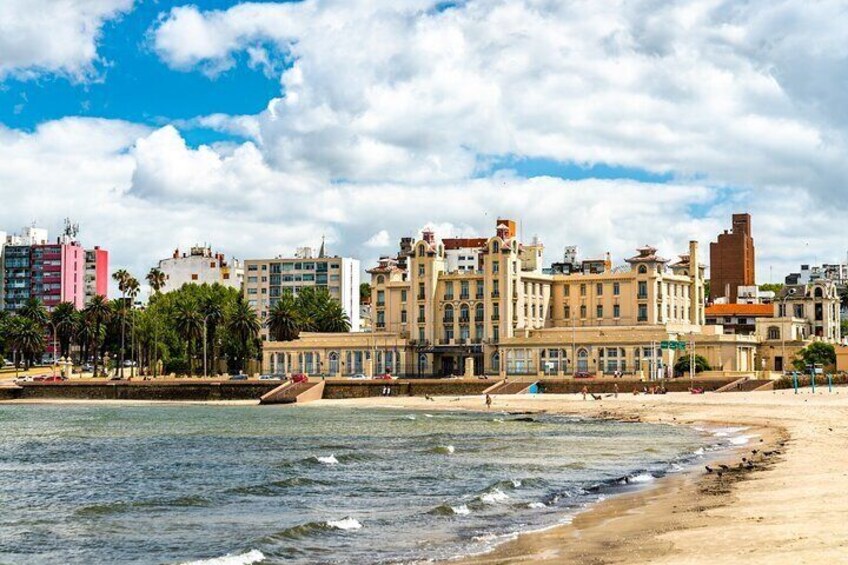 Private Tour Half-day Regular City at Montevideo