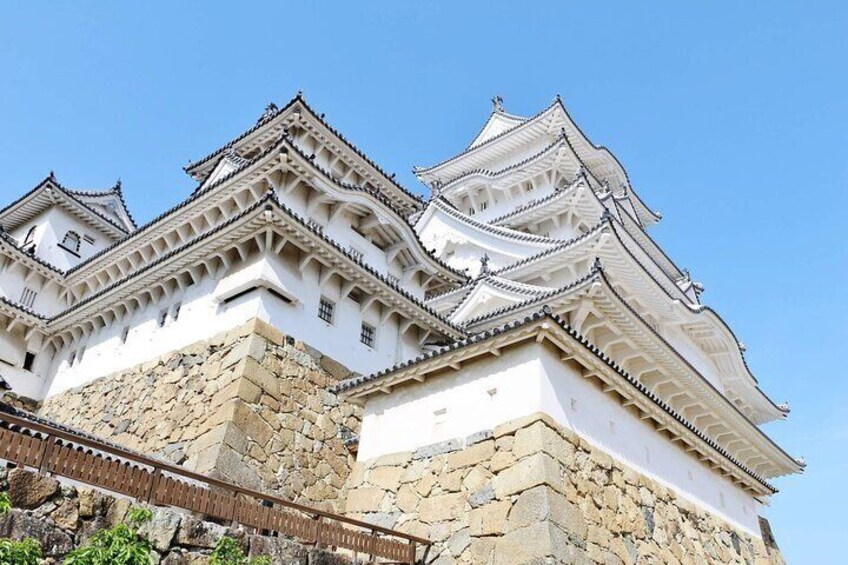 Japan’s most famous city famous for its white appearance