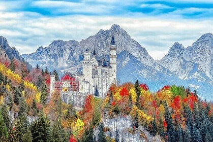 Full Day Round Trip to Neuschwanstein Castle from Munich