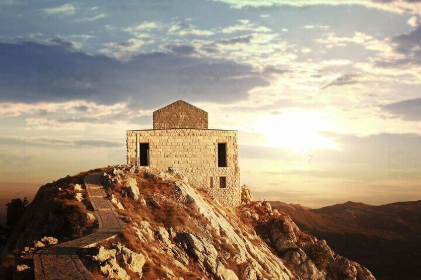  Private Tour in Cetinje and Lovcen National Park