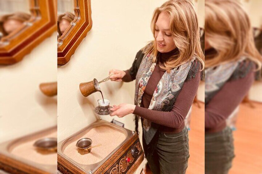 Turkish Coffee on Sand and Fortune-Telling Workshop by Gentlemen