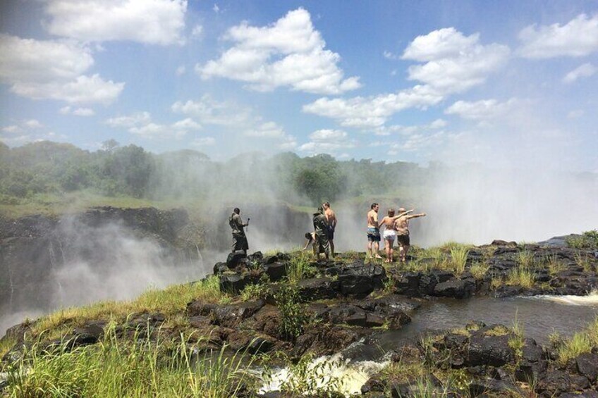  Combo Tour of Falls Zambia Zimbabwe side and Helicopter ride 