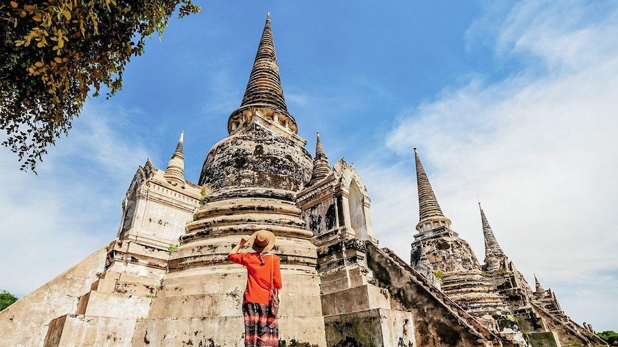 The Old Siam: Ayutthaya Temples Small Group Tour with Lunch