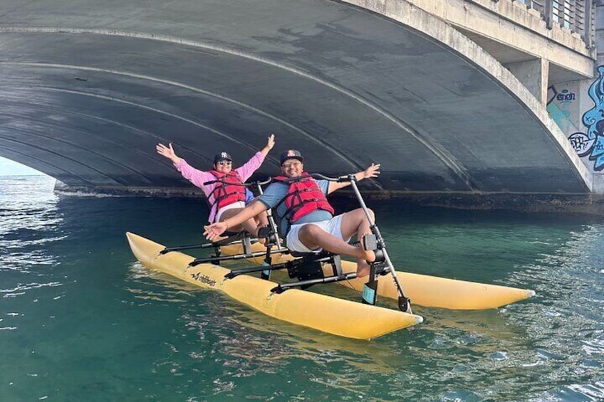 You will pass underneath the Dos Hermanos Bridge, enjoying unique views of Condado Lagoon.