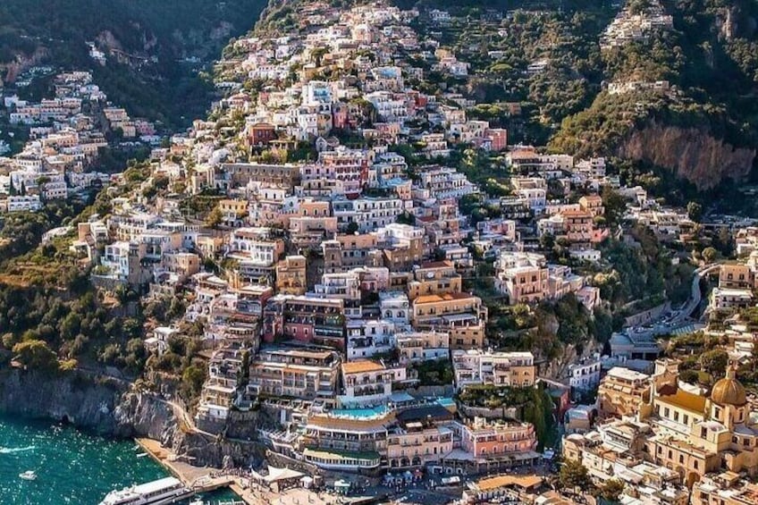 4-hour private boat tour of Amalfi at sunset 