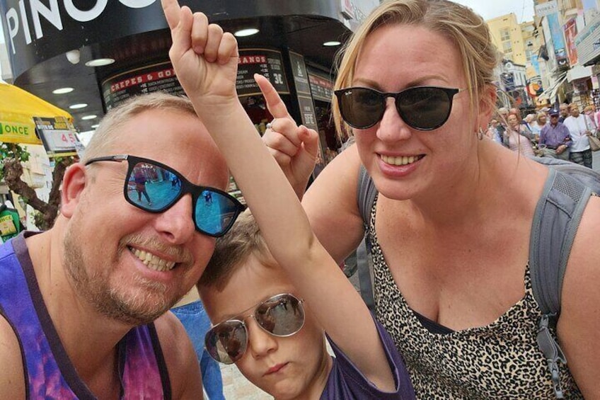 Benidorm Old Town and Beaches Tour and Exploration Game