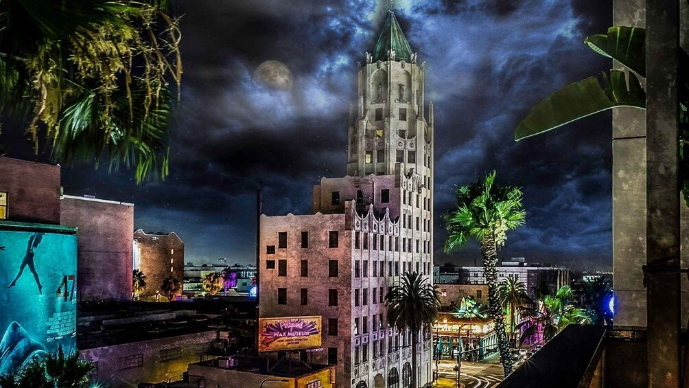 Picture 4 for Activity LA: Ultimate Dead of Night Walking Ghost Tour