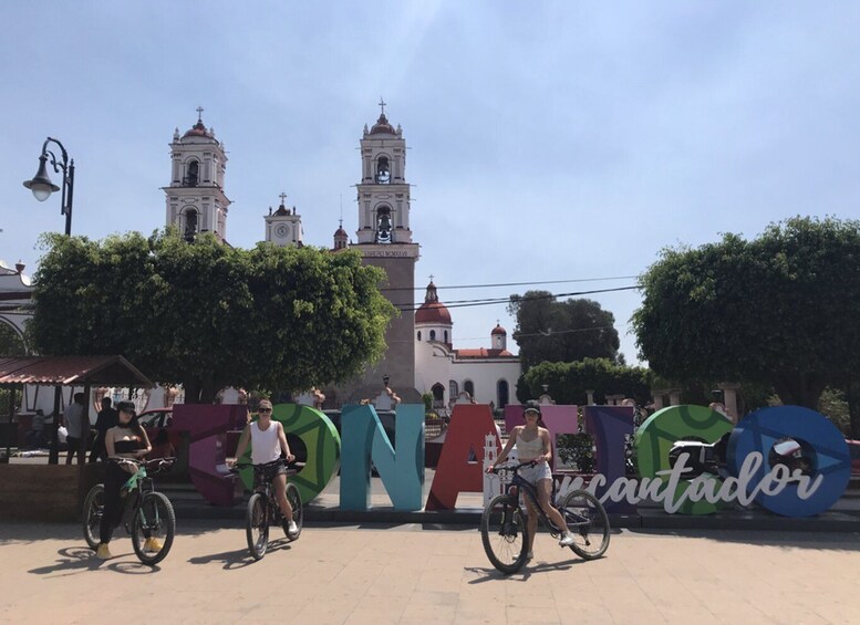 Picture 3 for Activity Metepec: Magic Town Bike Tour + Thousand Waterfalls