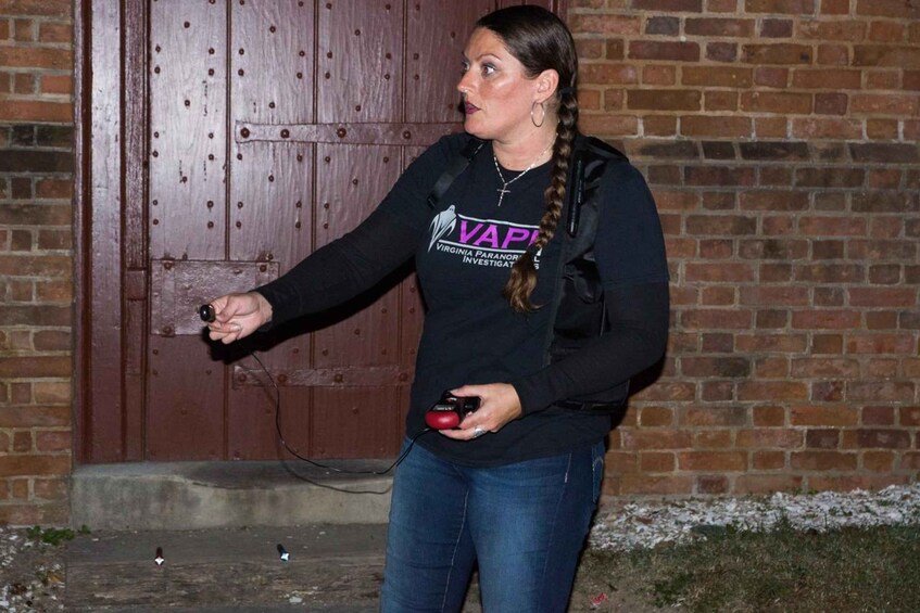 Picture 10 for Activity Colonial Williamsburg: Dead of Night Ghost Hunt