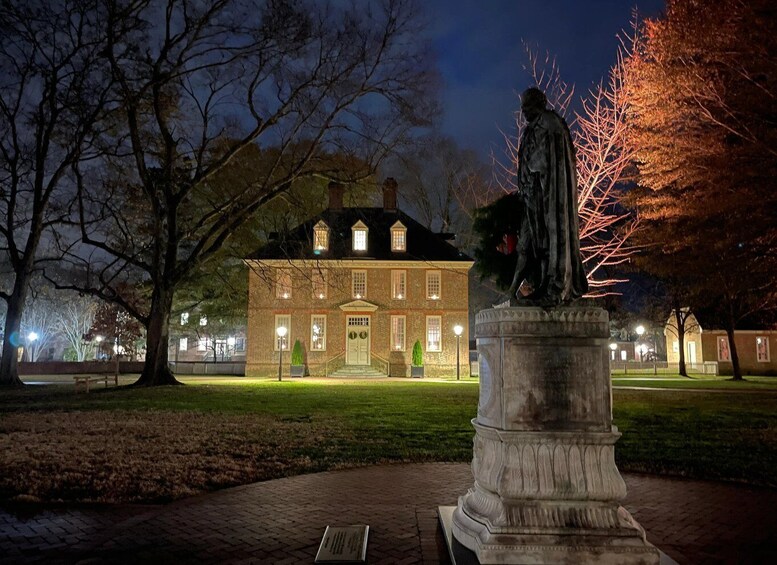 Picture 2 for Activity Colonial Williamsburg: Dead of Night Ghost Hunt