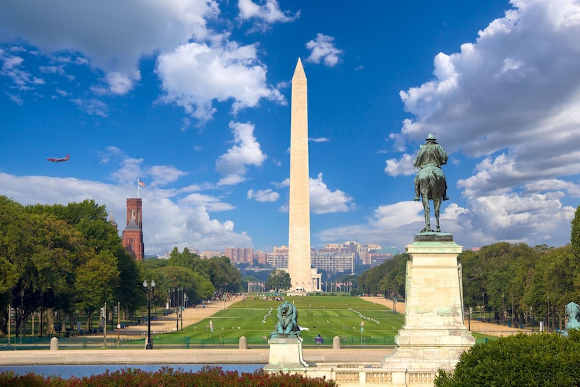 Washington Monument in Washington DC