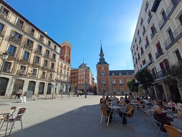 Madridin pienryhmäpyöräretki Churrosin ja suklaan kanssa