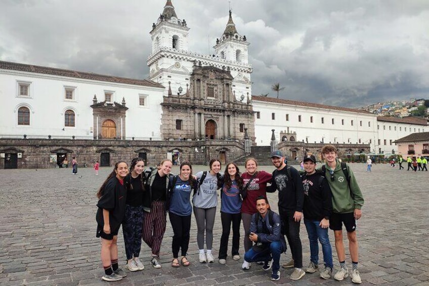 Oldtown Sunset with Chocolate Tasting and Local Cuisine in Quito