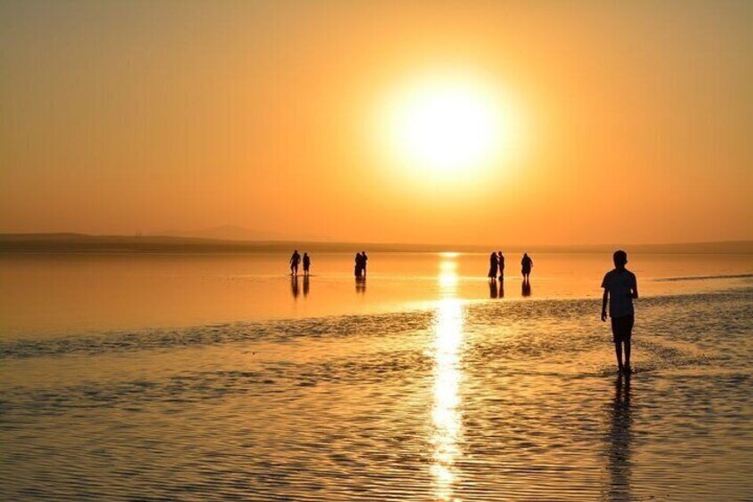 Wonderful Salt Lake Tour at Sunset in Cappadocia