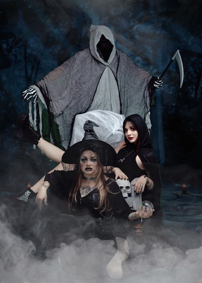 Salem: Ultimate Dead of Night Walking Ghost Tour