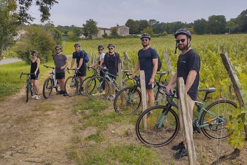 Bordeaux Historic Center & Vineyards Gravel Bike Tour 