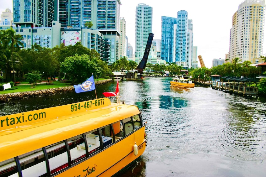 Picture 6 for Activity Fort Lauderdale: Water Taxi All-Day Pass