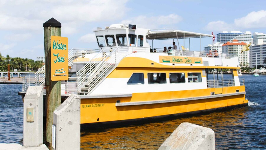 Fort Lauderdale: Water Taxi All-Day Pass