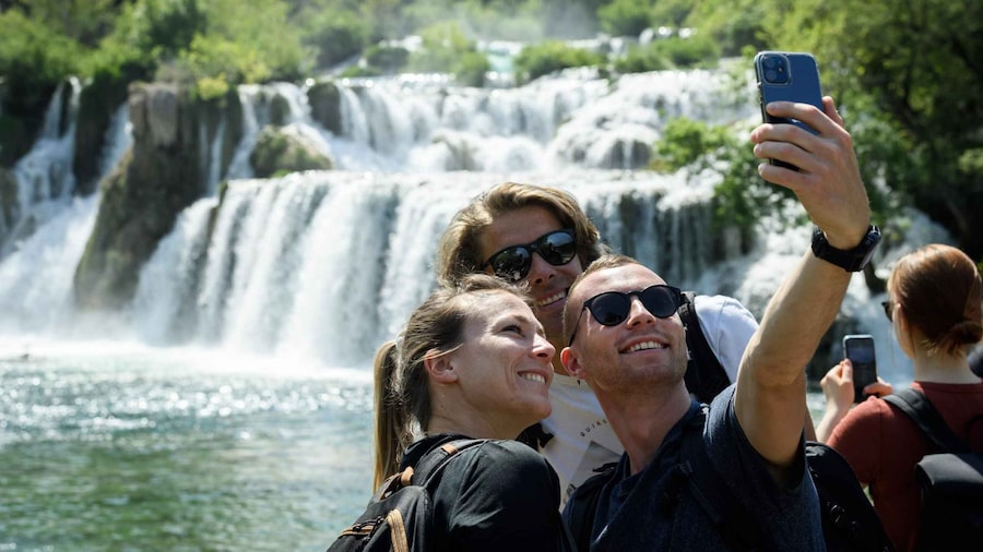 From Zadar: Krka Waterfalls Guided Tour with Swim at Skardin