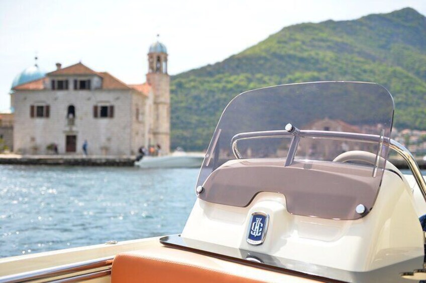 Private Boat and Wine Tour in Kotor Bay 