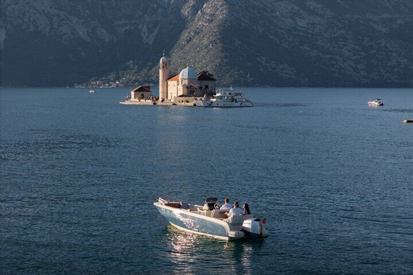 Private Boat and Wine Tour in Kotor Bay