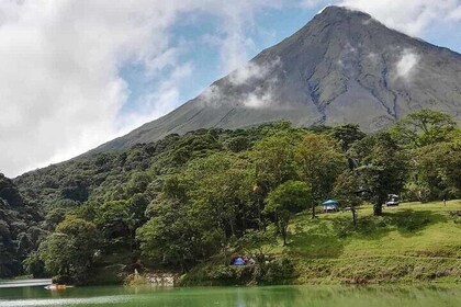 Vocano Hike, La Fortuna Waterfall and Rapelling