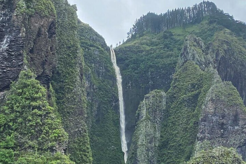 Adventurous Escape to Hakaui Valley