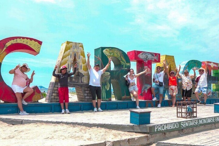 Panoramic Tour of Monuments, Walls and Castle in Cartagena 