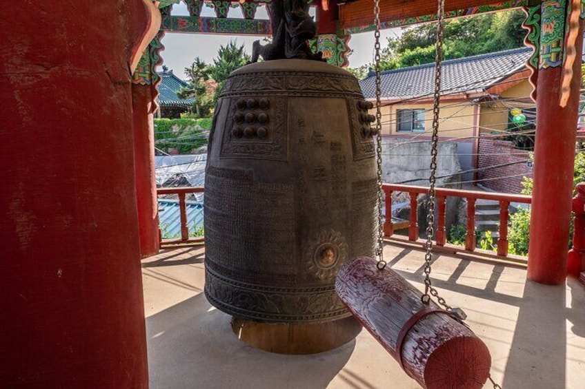 Inwangsan Mountain Feng Shui Tour (Exhuma Tour)