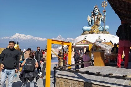 Golden Triangle (Kathmandu-Chitwan-Pokhara) Tour Package