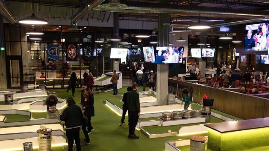 Mini Golf 9-Hole Course in Silicon Valley Experience
