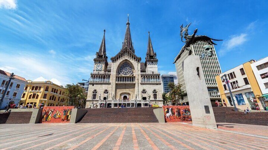 Manizales City Tour with Cable Car and Chipre Viewpoint