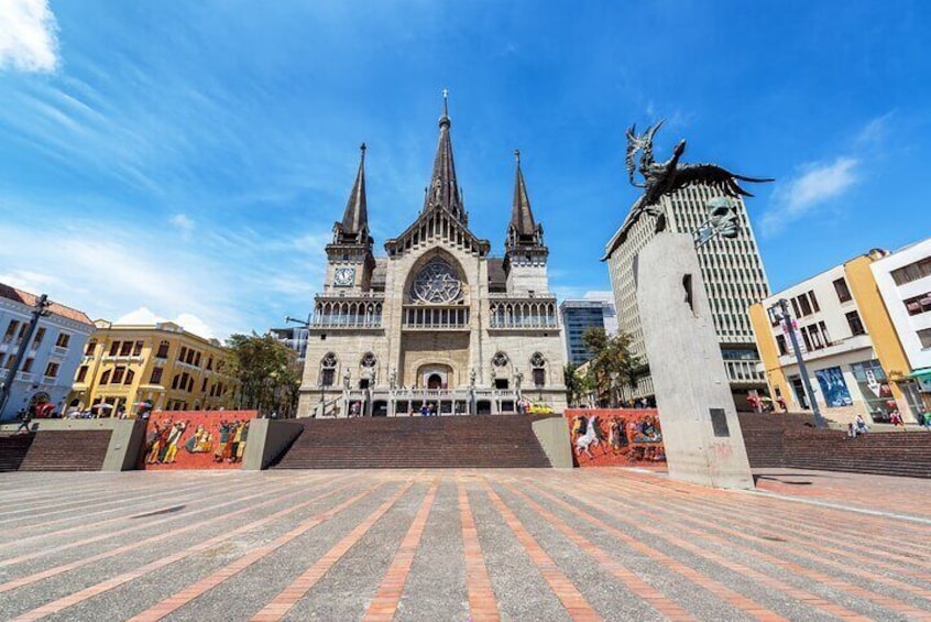 Manizales City Tour with Cable Car and Chipre Viewpoint 