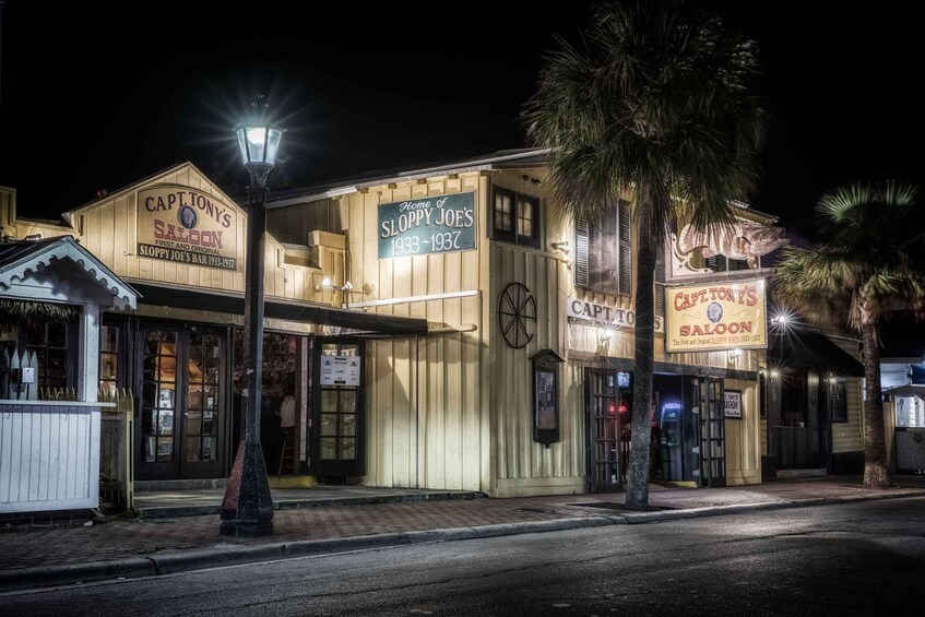 Picture 14 for Activity Key West: Southernmost Ghosts Haunted Walking Tour