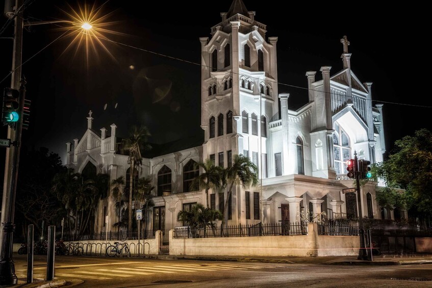 Picture 2 for Activity Key West: Southernmost Ghosts Haunted Walking Tour