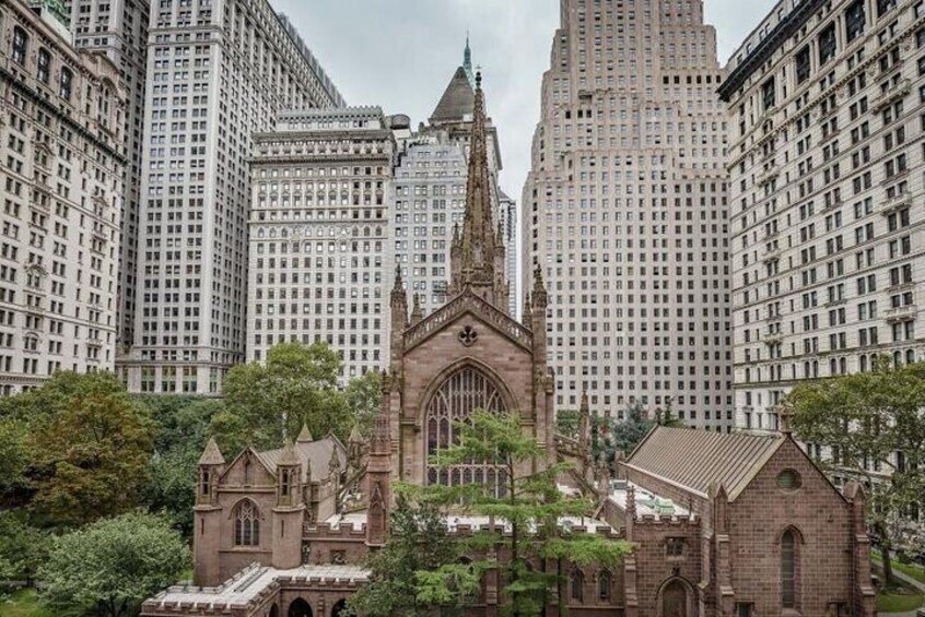 Private Wall Street Self Guided Tour 