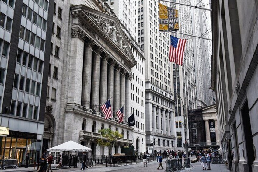 Private Wall Street Self Guided Tour 