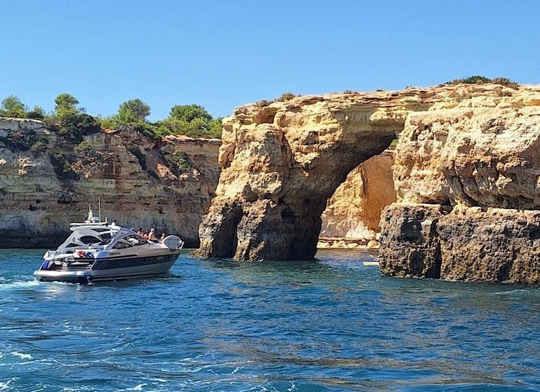 Picture 9 for Activity Xclusive Luxury Yacht Albufeira