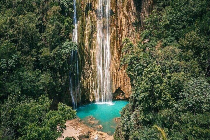 Excursion to Samaná and El Limón Waterfall from Punta Cana 